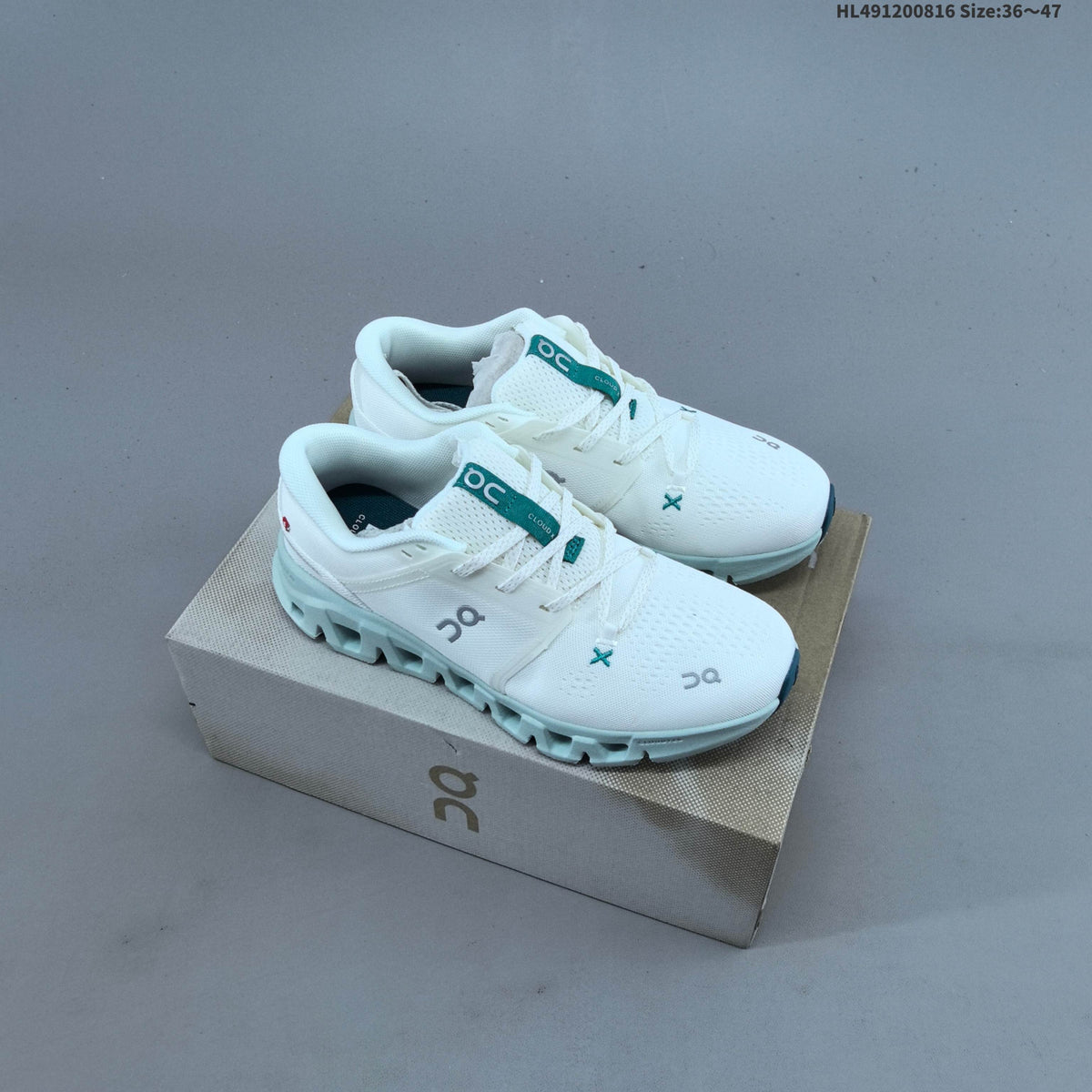 White and Mint On Cloud X 5 Low-Top Sneakers - product image from the listing.