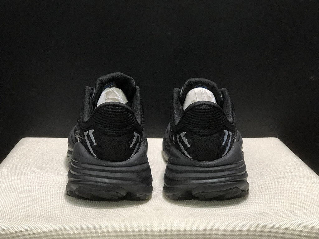 HOKA Stinson 7 Black Trail Trainers - product image from the listing.