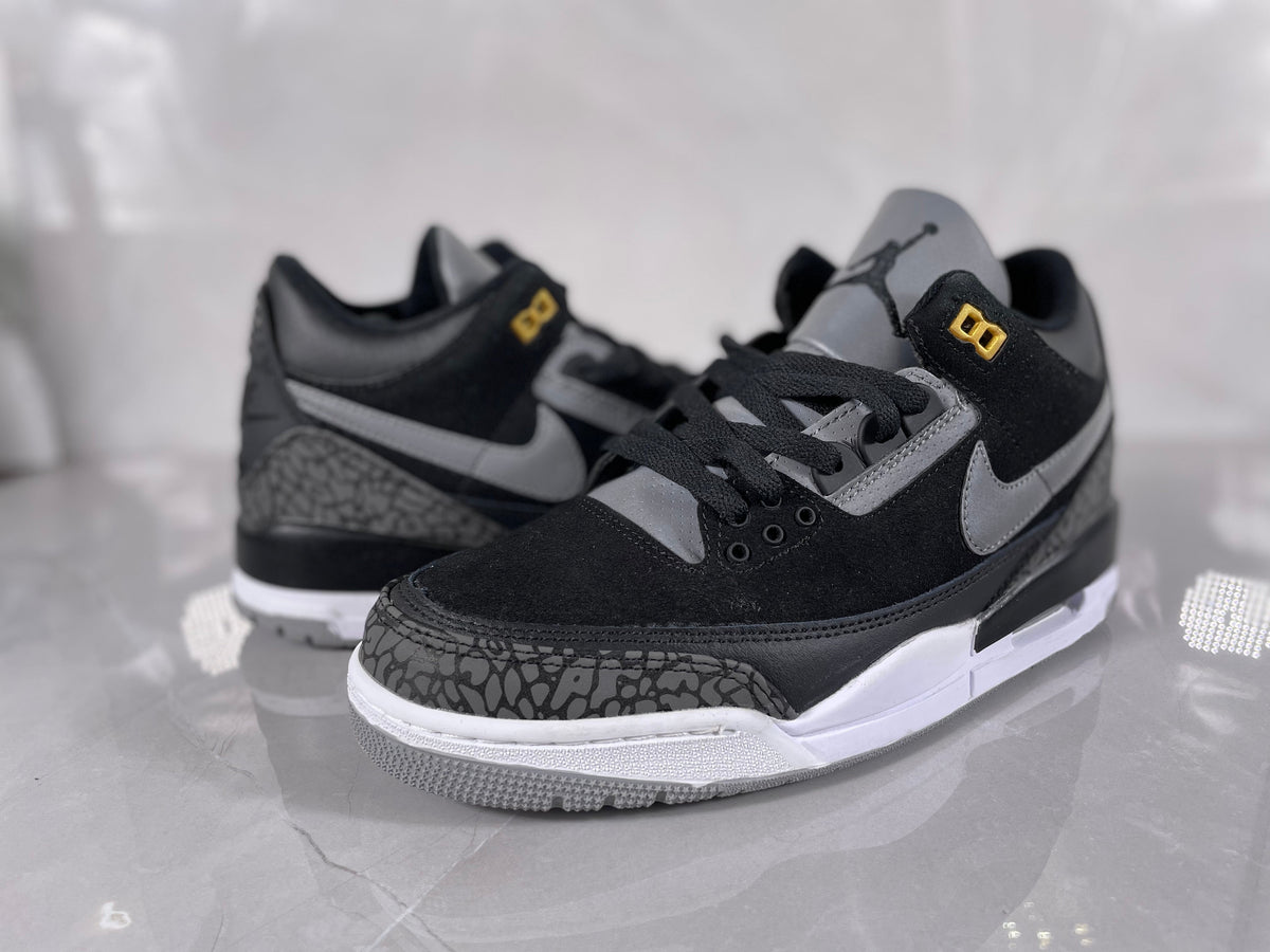 Nike Air Jordan 3 Retro Sneakers in Black Grey - product image from the listing.