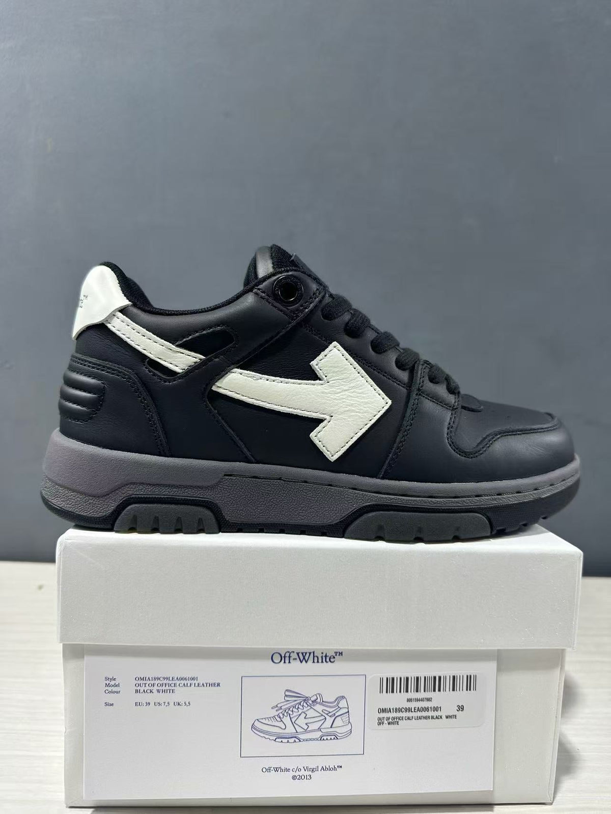 Off-White Out Of Office Low-Top Sneakers in Black White OWIA189C99LEA0061001 - product image from the listing.