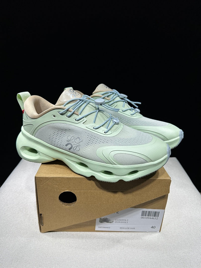 Mint Green On x Loewe Cloudventure 3.0 Sneakers - product image from the listing.