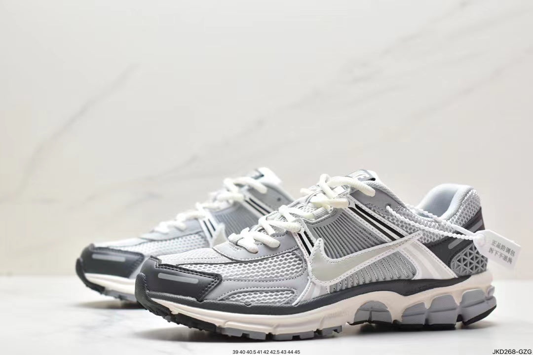 Nike Vomero 5 Sneakers in White Grey JD268-GZ - product image from the listing.