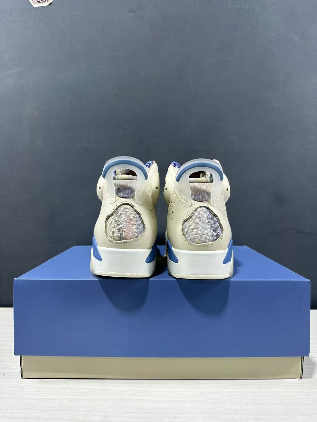 Air Jordan 6 Retro Sashiko Sneakers Cream Blue IR7255-110 - product image from the listing.