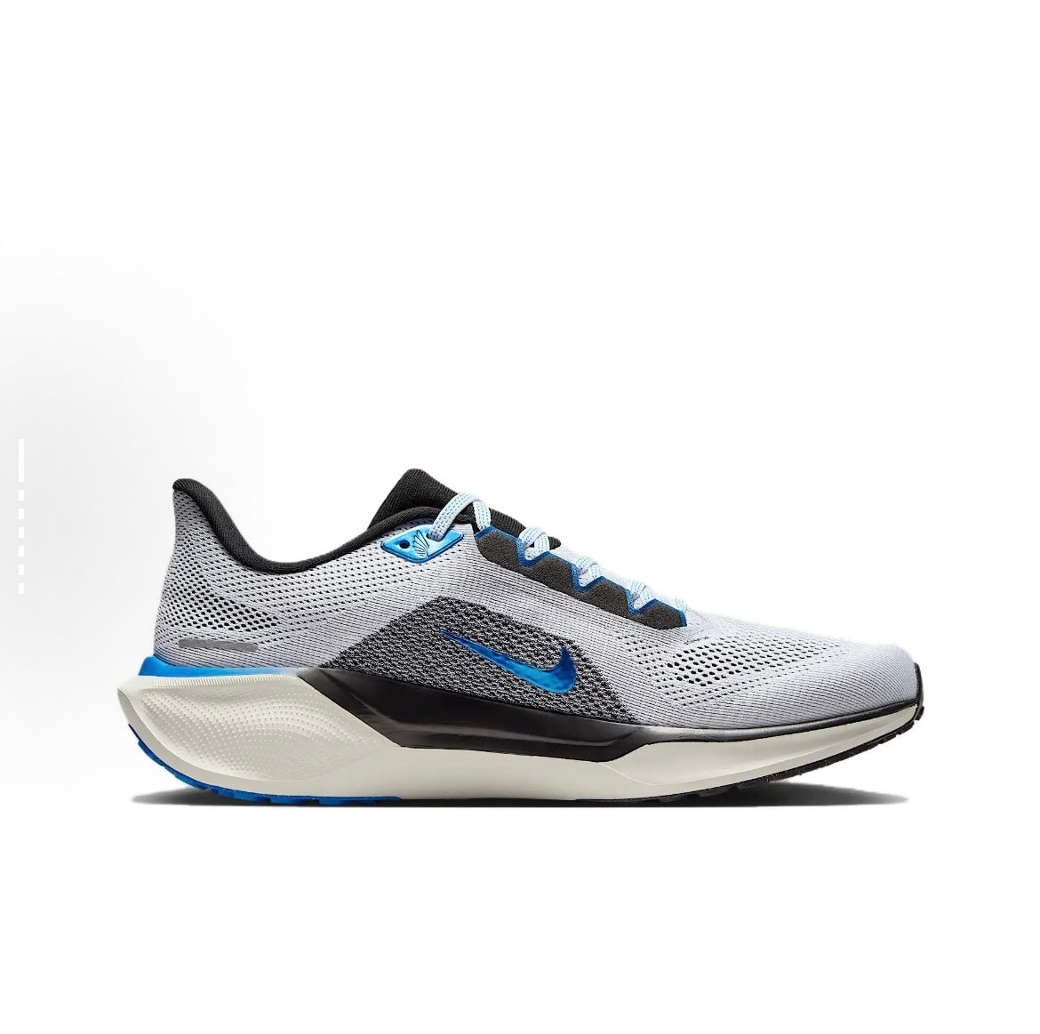 Nike Pegasus 41 Running Shoes in White Blue HV5218-100 - product image from the listing.