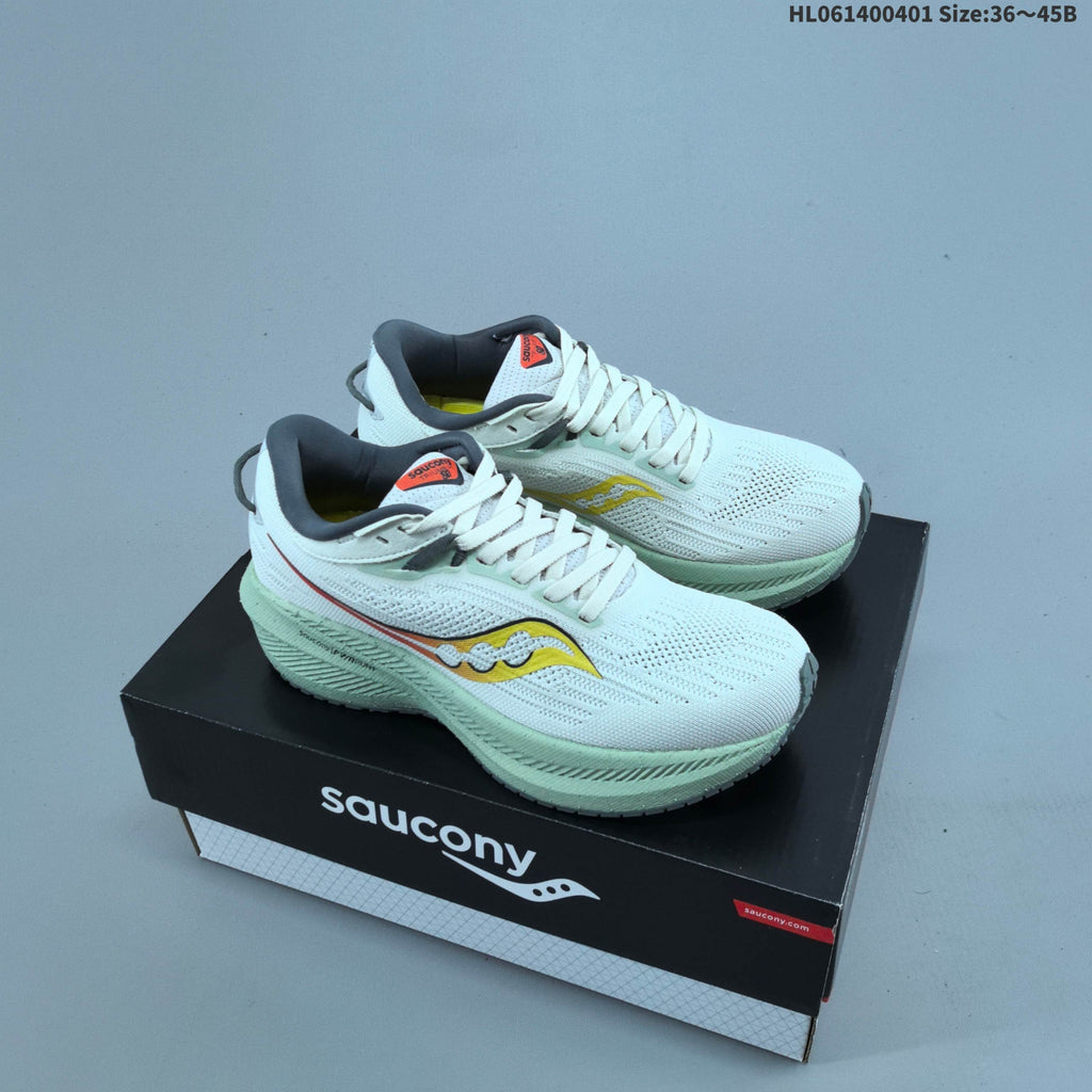 Saucony Triumph 21 Shoes for Running - product image from the listing.