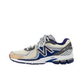 New Balance 860v2 Trainers ML860AM2 - product image from the listing.