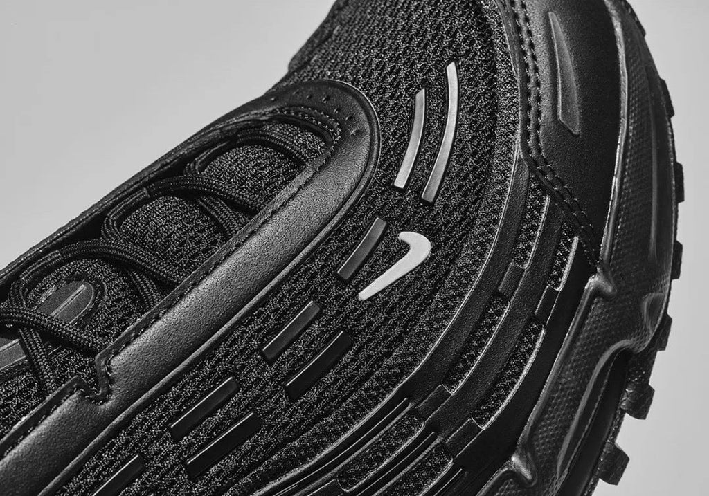 Nike Air Max TL 2.5 CDG Homme Plus Sneakers in Black HJ6539-001 - product image from the listing.