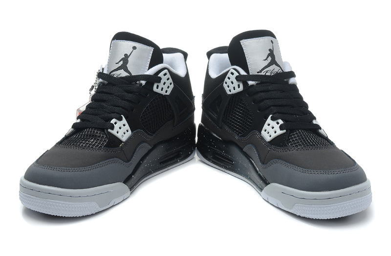 Air Jordan 4 Retro Oreo Basketball Sneakers - product image from the listing.