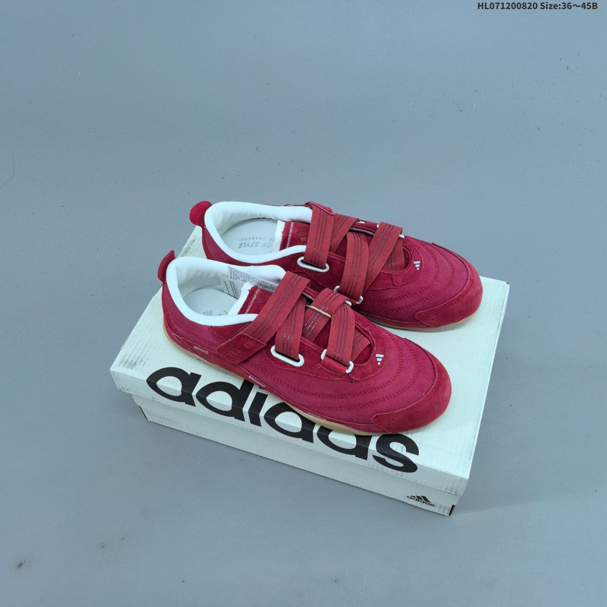 adidas Urban Reverie Low-Cut Casual Sneakers JQ9391 - product image from the listing.