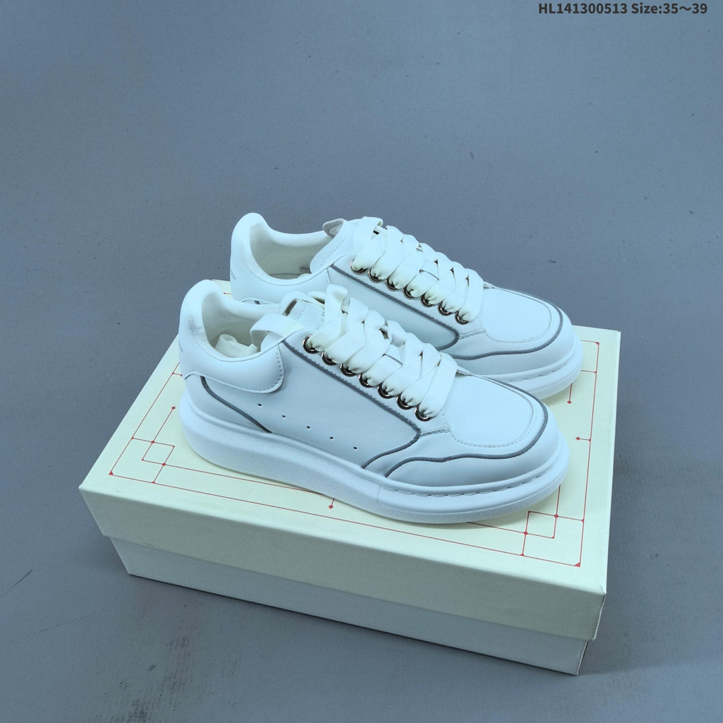 Alexander McQueen Sole Leather Platform Trainers HL141300513 - product image from the listing.