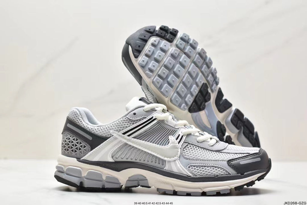 Nike Vomero 5 Sneakers in White Grey JD268-GZ - product image from the listing.