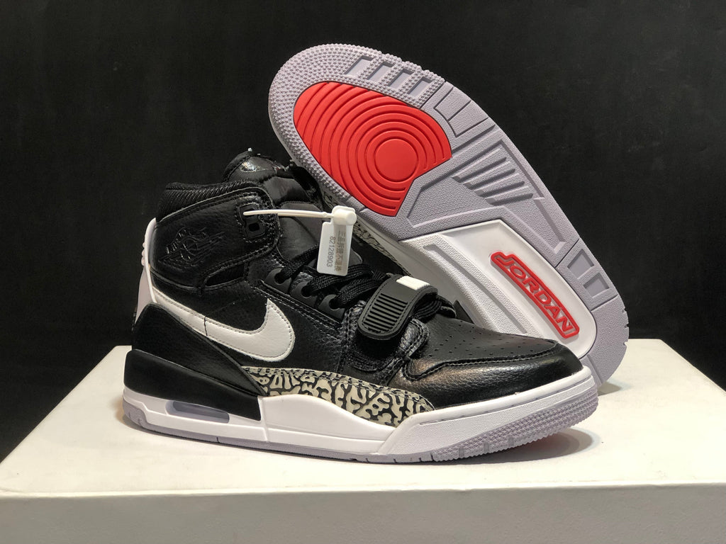 Air Jordan Legacy 312 Black/White Sneakers AV3922-001 - product image from the listing.