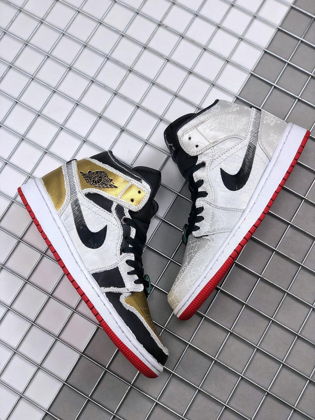 Edison Chen White Silk CU2804-100 Sneakers - Air Jordan 1 Mid - product image from the listing.
