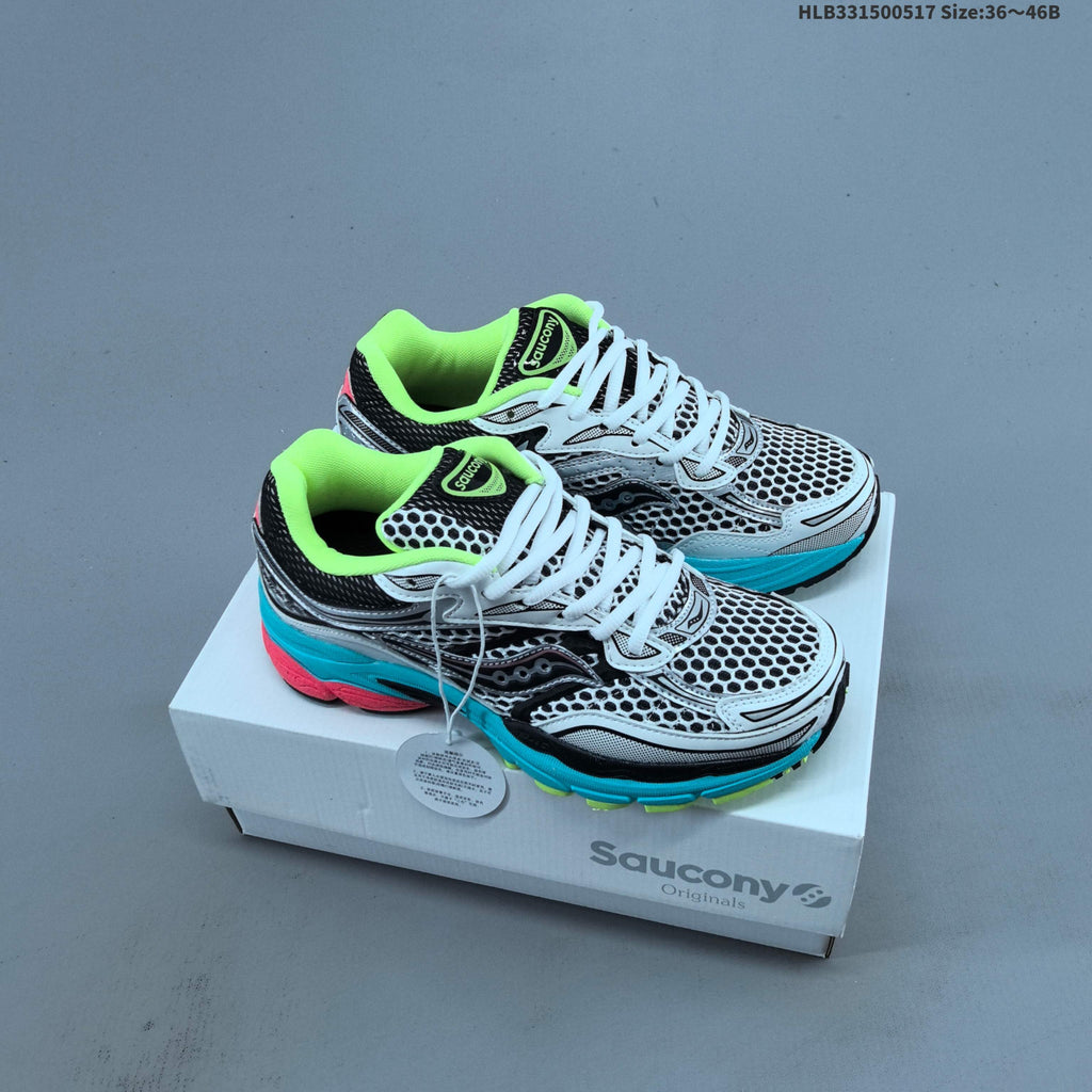 Saucony ProGrid Omni 9 Retro Sneakers for Running - product image from the listing.