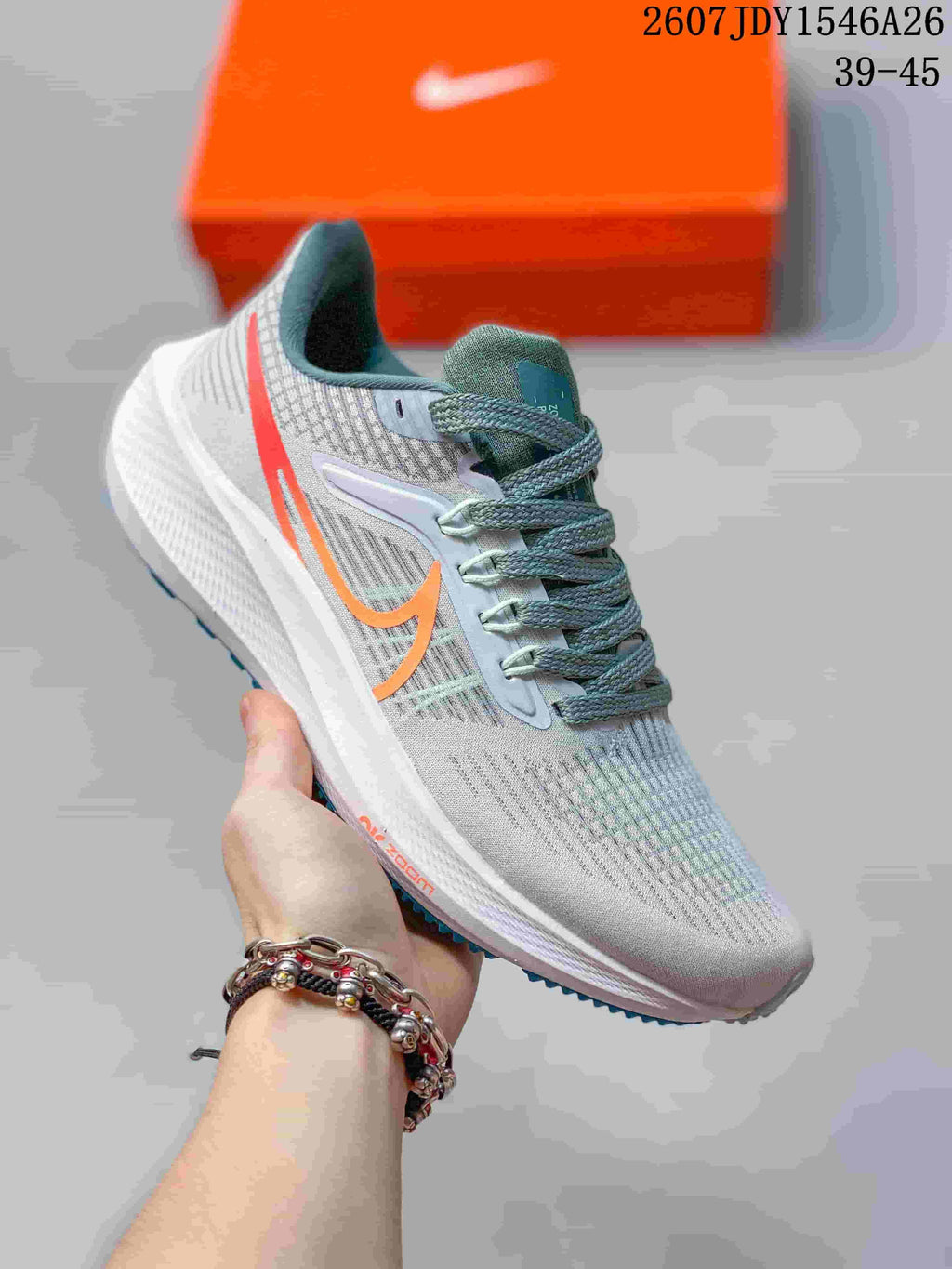 Nike Air Zoom Pegasus 39 Sneakers for Running - product image from the listing.
