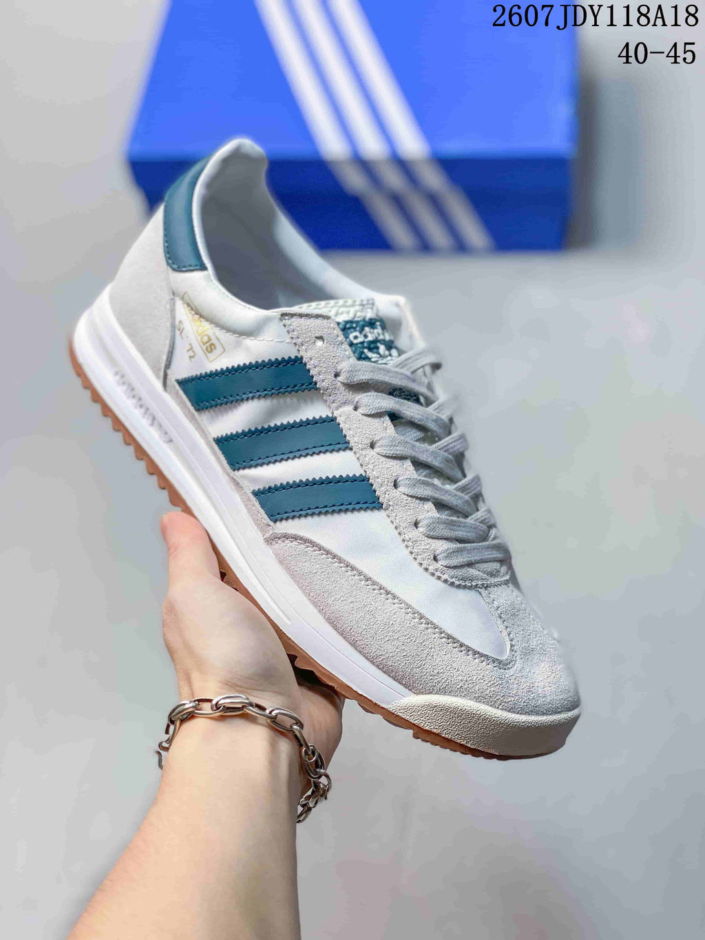 adidas SL 72 Retro Trainers, Multiple Colors, 2607 JDY118A18 - product image from the listing.
