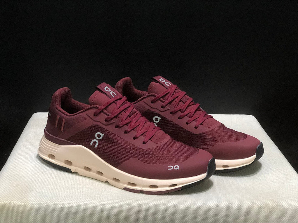 On Cloudnova Form 2 Trainers in Mulberry Dew - product image from the listing.
