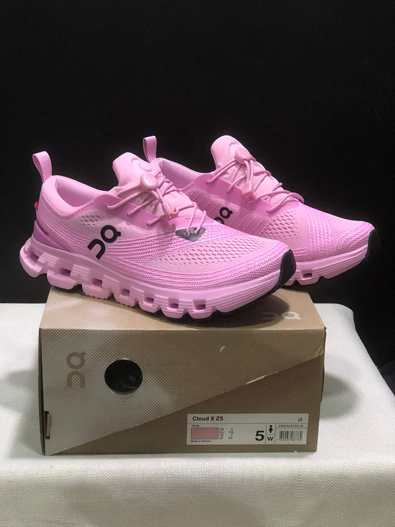 On Cloud X Z5 Sneakers in Pink - product image from the listing.