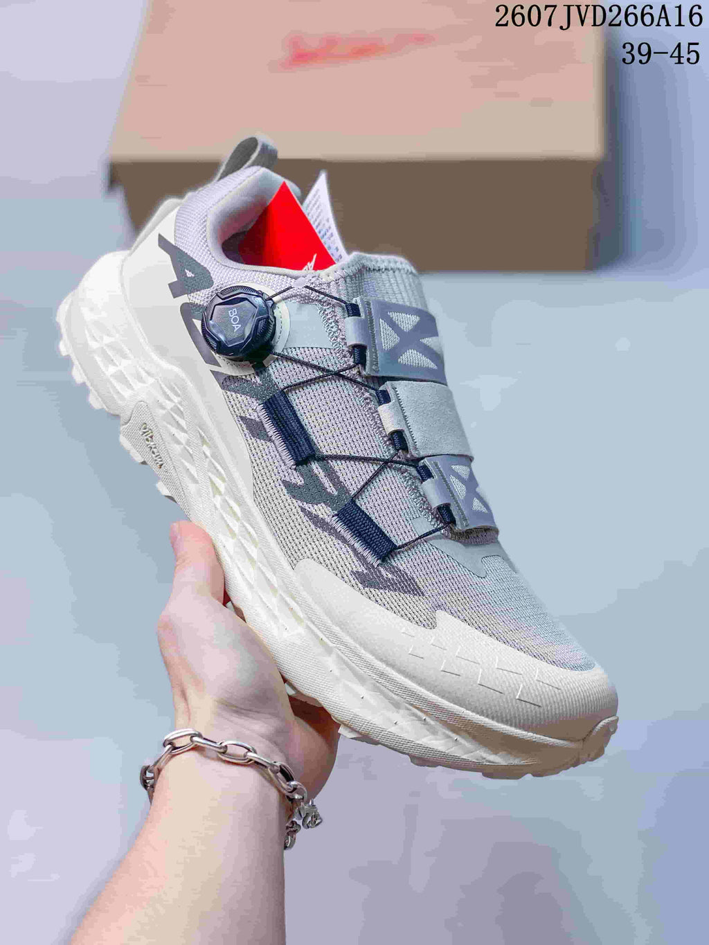 Altra TIMP 5 BOA Trail Shoes for Running - product image from the listing.