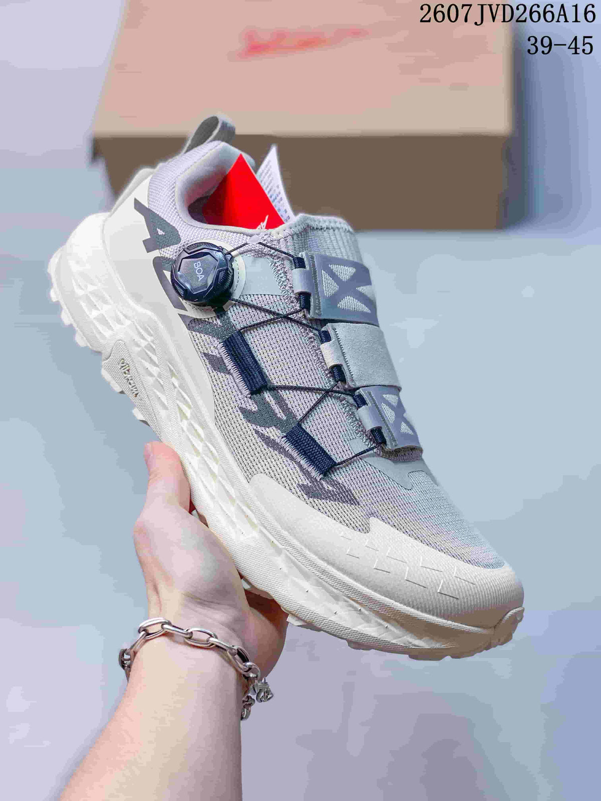 Altra TIMP 5 BOA Trail Shoes for Running - product image from the listing.