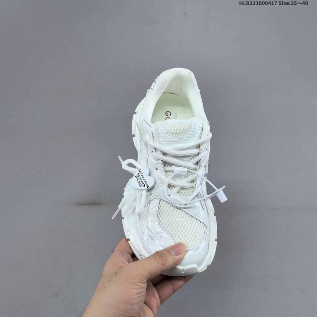 White GG-CC Chunky Low Sneakers - product image from the listing.