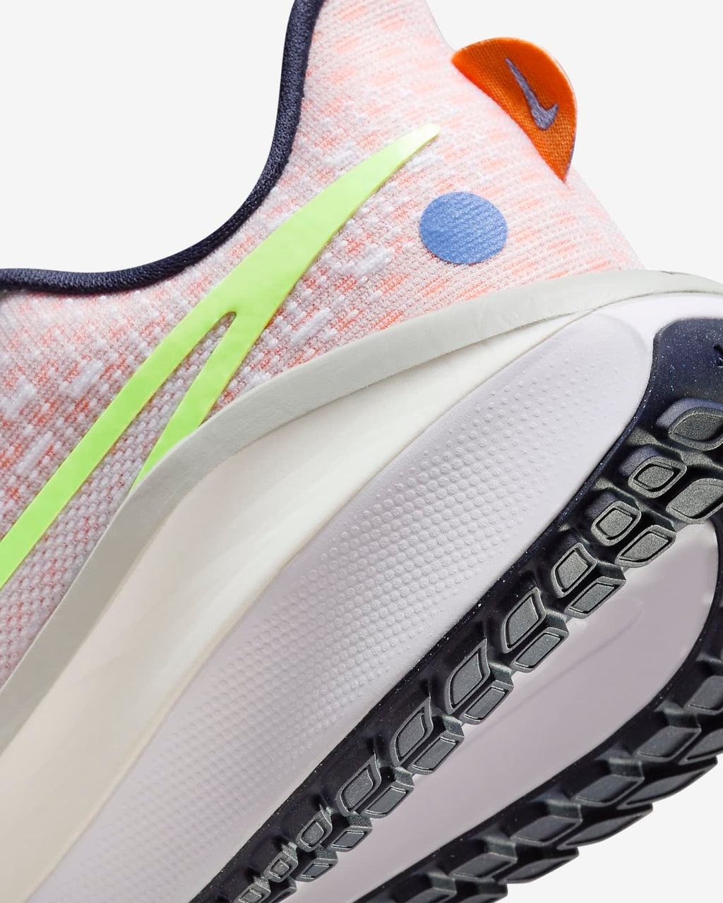 Nike Air Zoom Vomero 17 Shoes for Running FB8502-100 - product image from the listing.