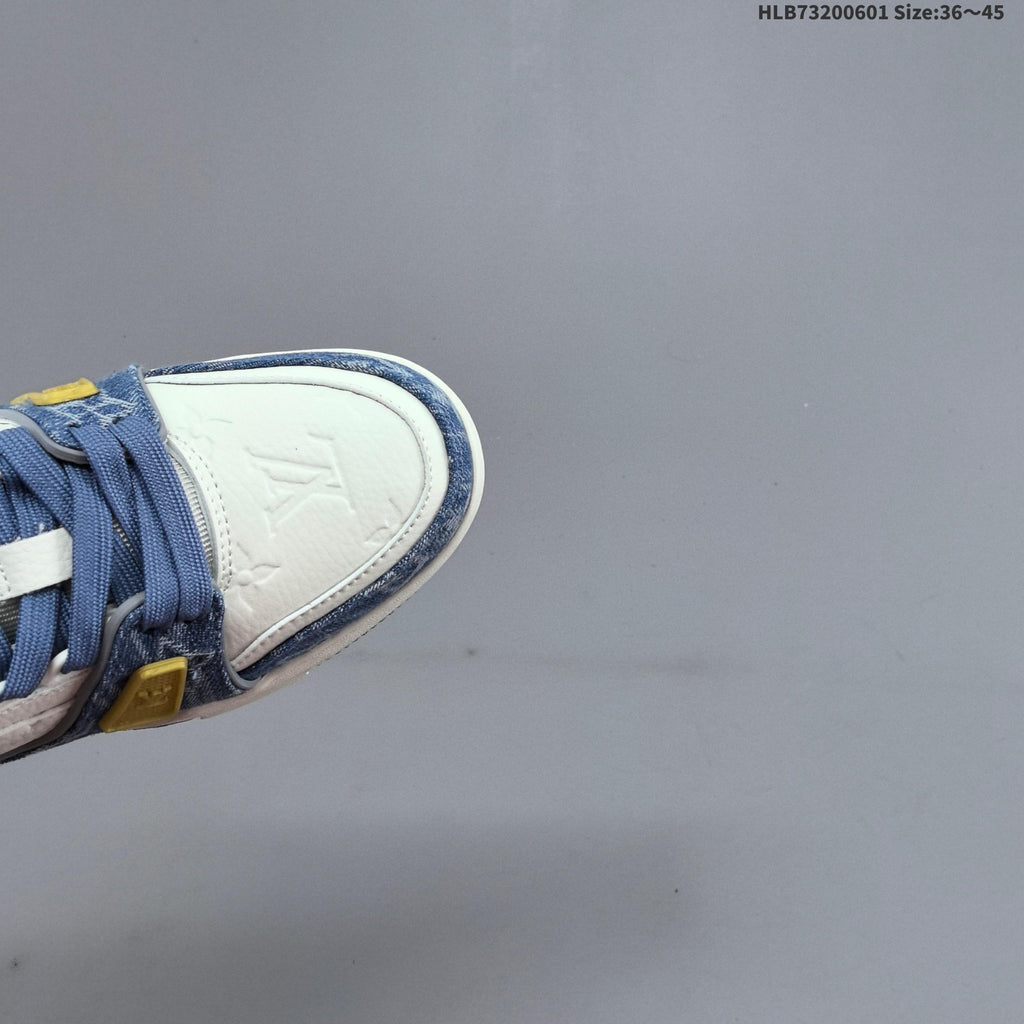 Louis Vuitton Blue Denim-Pattern Low-Cut Sneakers - product image from the listing.