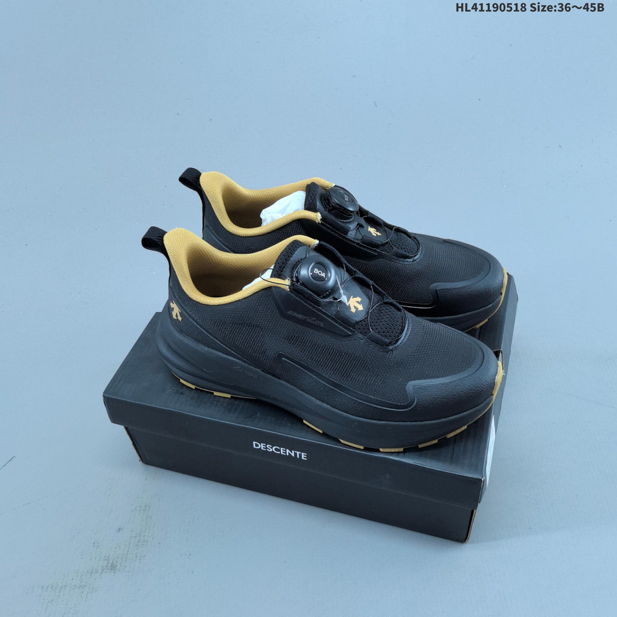 DESCENTE LAVITATE TRAIL WIRE 3.0 Low-Cut Sneakers - product image from the listing.