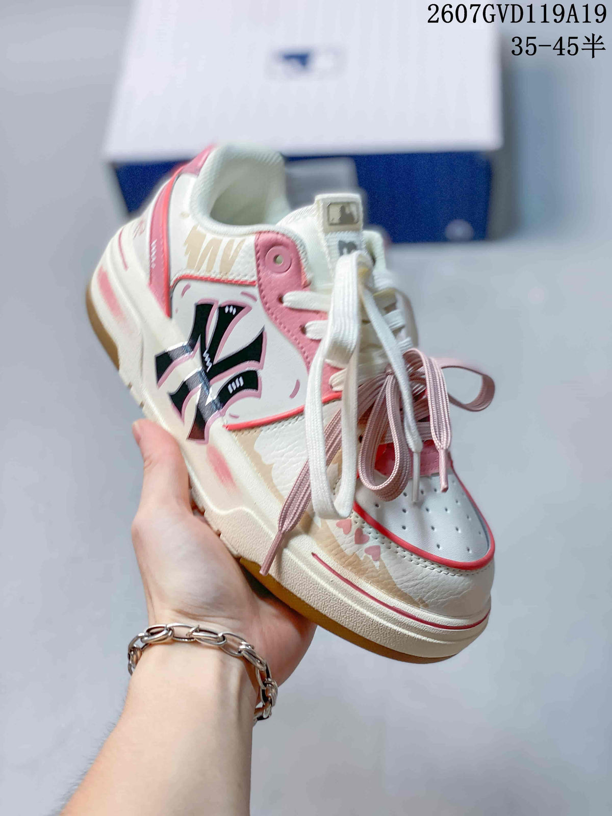 MLB Chunky Liner Low-Top Sneakers in Pink 2607GVD119A19 - product image from the listing.
