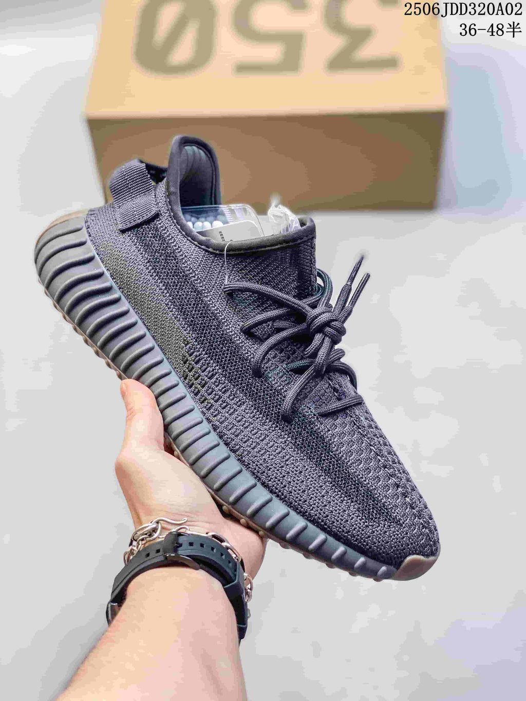 Adidas Yeezy Knit Trainers with Ribbed Sole - product image from the listing.