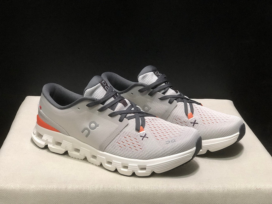 On Cloud X 4 Trainers Silver Flame - product image from the listing.