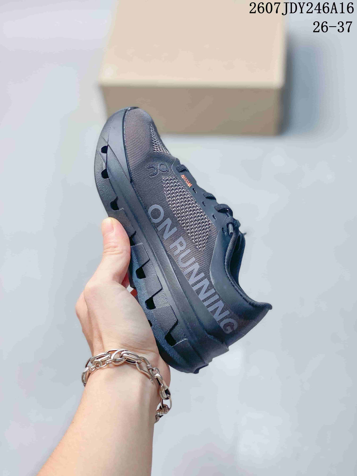 On Cloudstratus 3 Kids' Sneakers in Dark Gray - product image from the listing.
