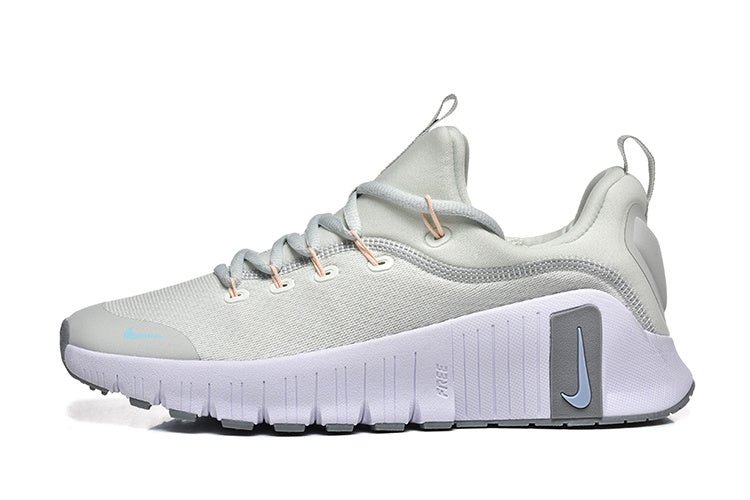 Nike Free Metcon 5 Gray Training Trainers - product image from the listing.