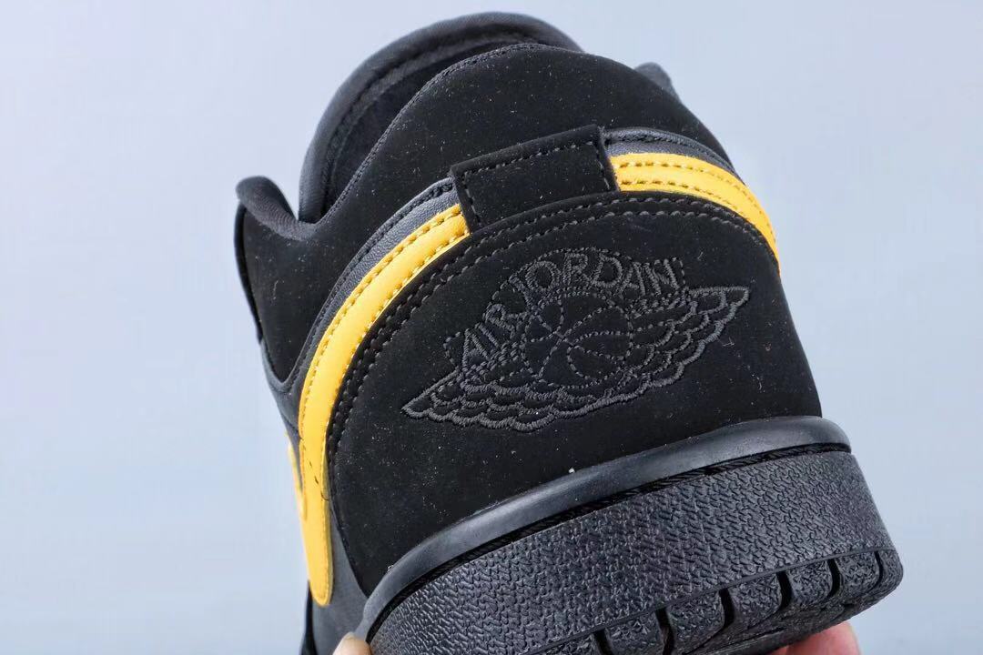 Black and Yellow Sneakers 071 - Jordan 1 Low - product image from the listing.