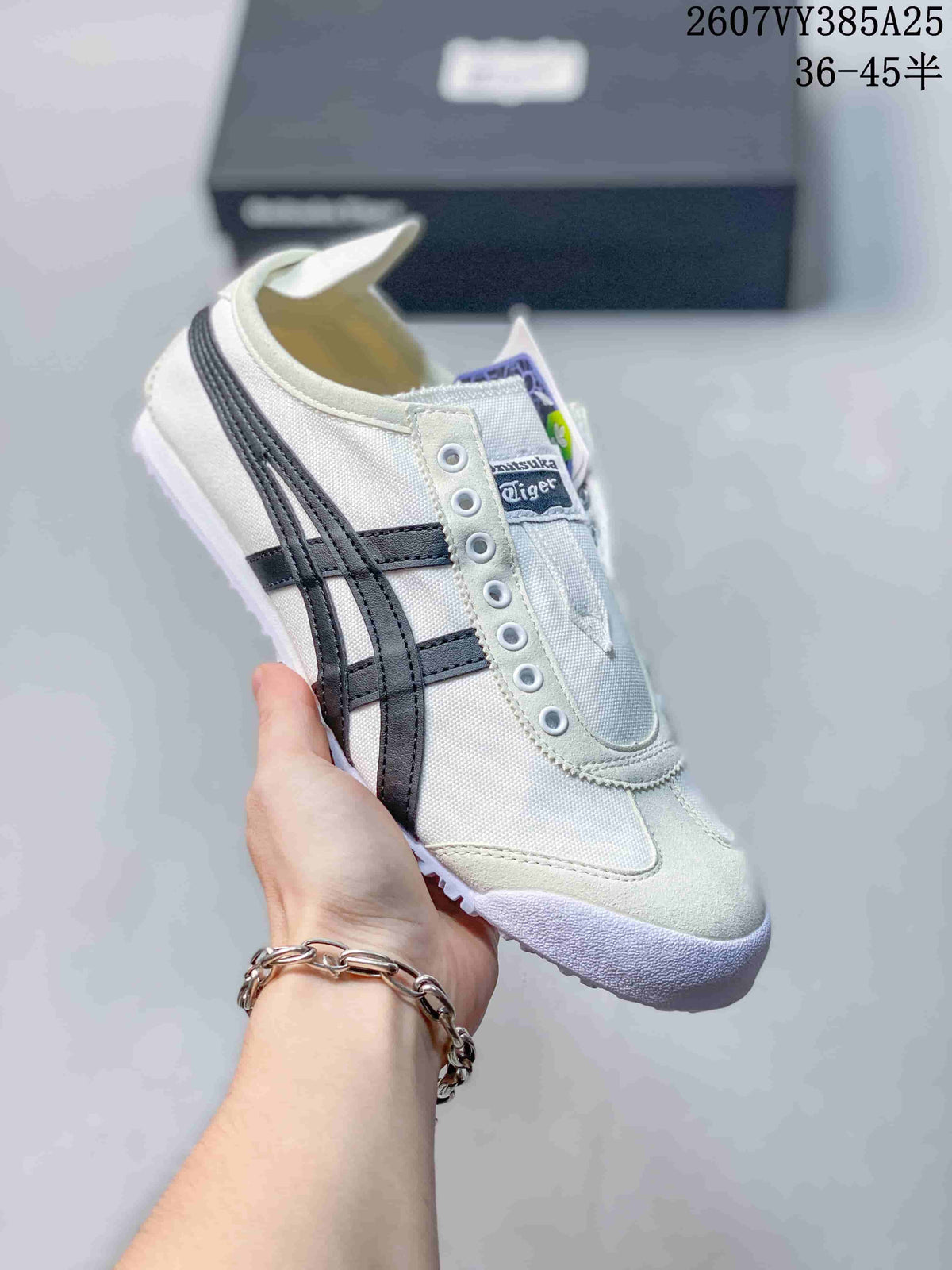 Onitsuka Tiger Mexico 66 Slip-On Trainers - product image from the listing.