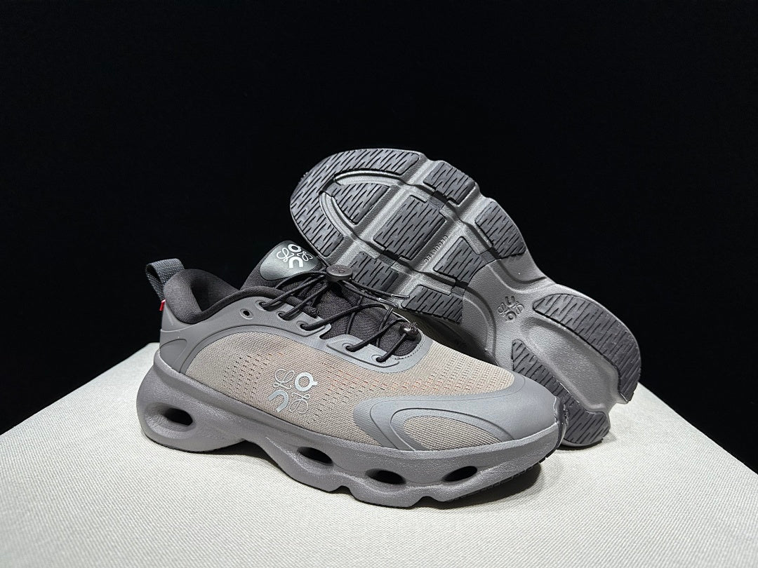 Gray On x Loewe Cloudventure 3.0 Sneakers - product image from the listing.