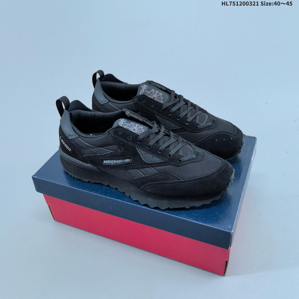 Reebok LX2200 Retro Sneakers for Running - product image from the listing.