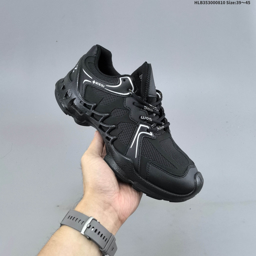 ECCO Casual Sneakers in Black HLB353000810 - product image from the listing.