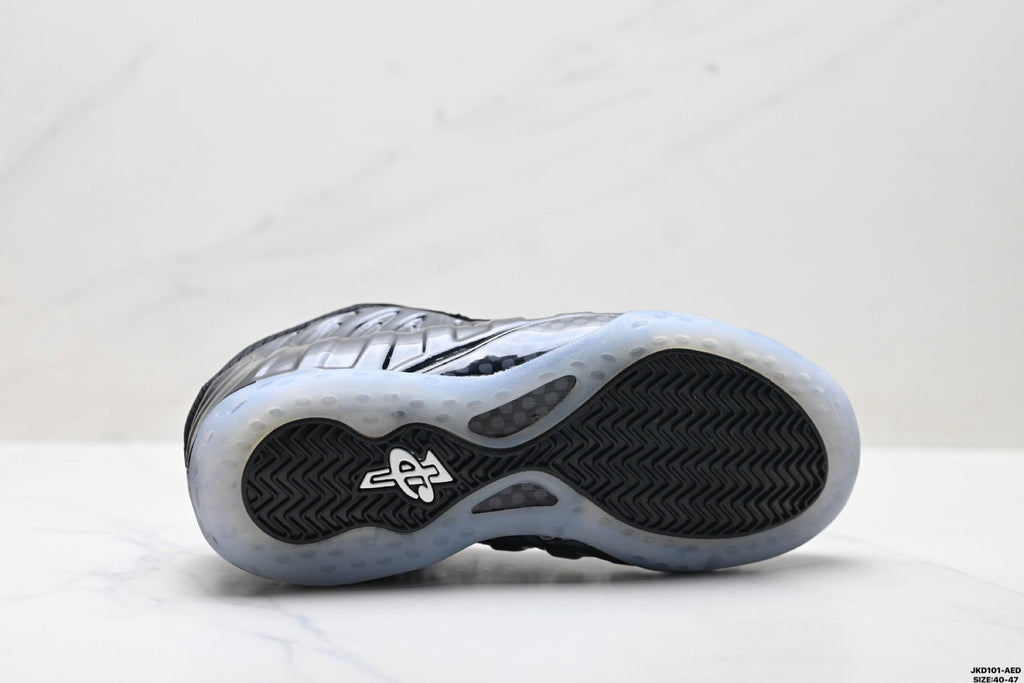 Nike Air Foamposite One Penny Hardaway Sneakers in Black JKD101-AED - product image from the listing.