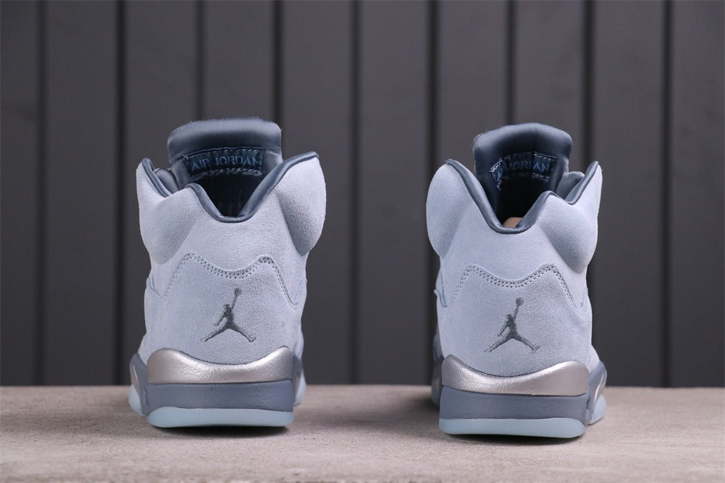 Air Jordan 5 Retro Bluebird Sneakers DD9336-400 - product image from the listing.