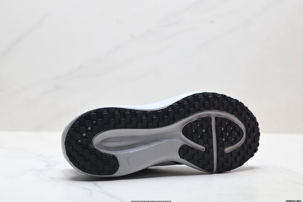 Nike Revolution 8 Running Shoes in Black - product image from the listing.