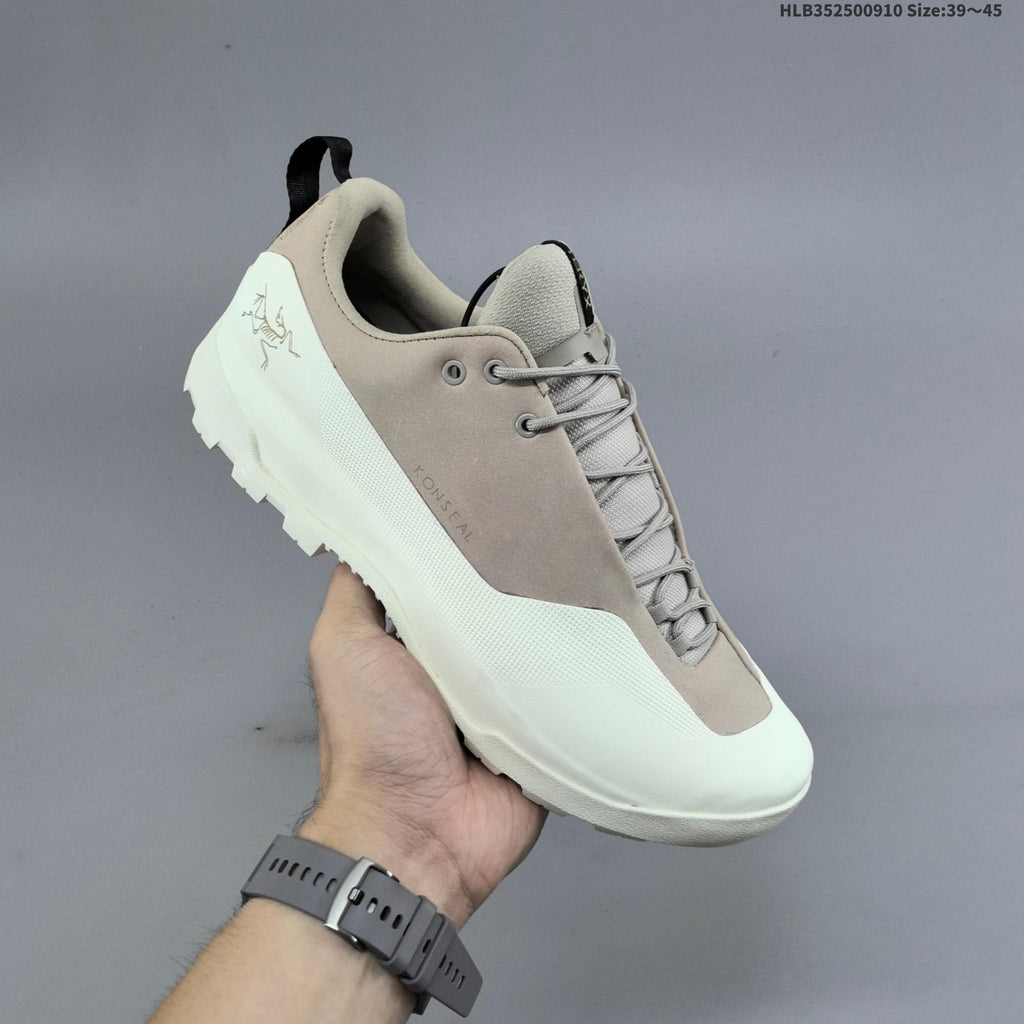 Arc'teryx Vertex Alpine M Low-Cut Hiking Shoes - product image from the listing.