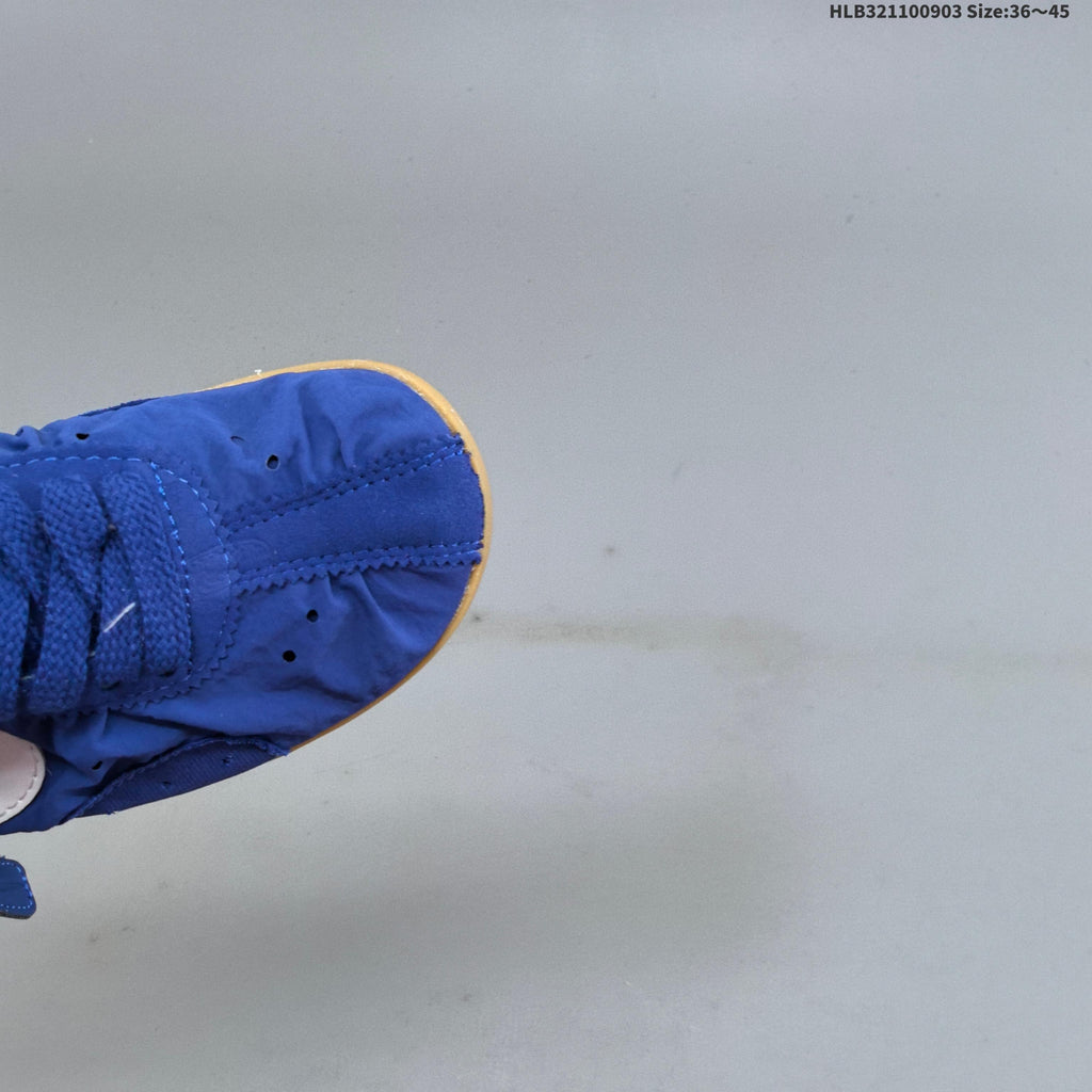 Blue Jacquemus x Nike Jacumoon Low-Top Sneakers - product image from the listing.