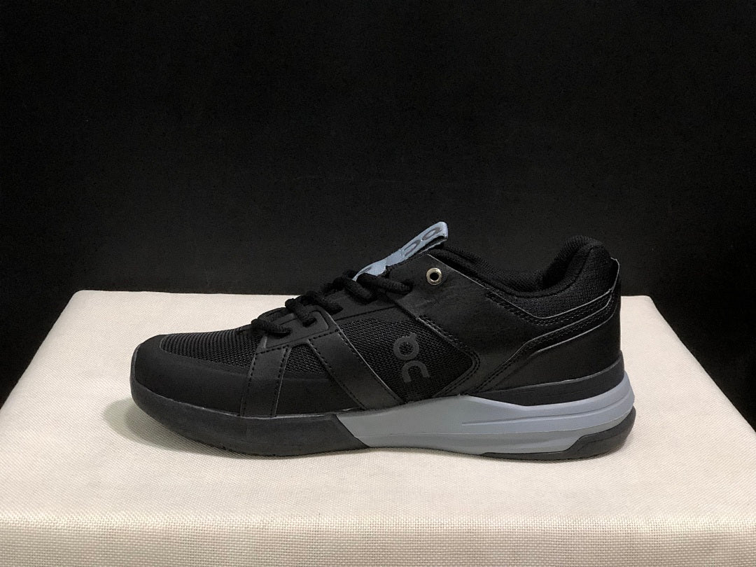 On The Roger Clubhouse Pro Sneakers in Black - product image from the listing.
