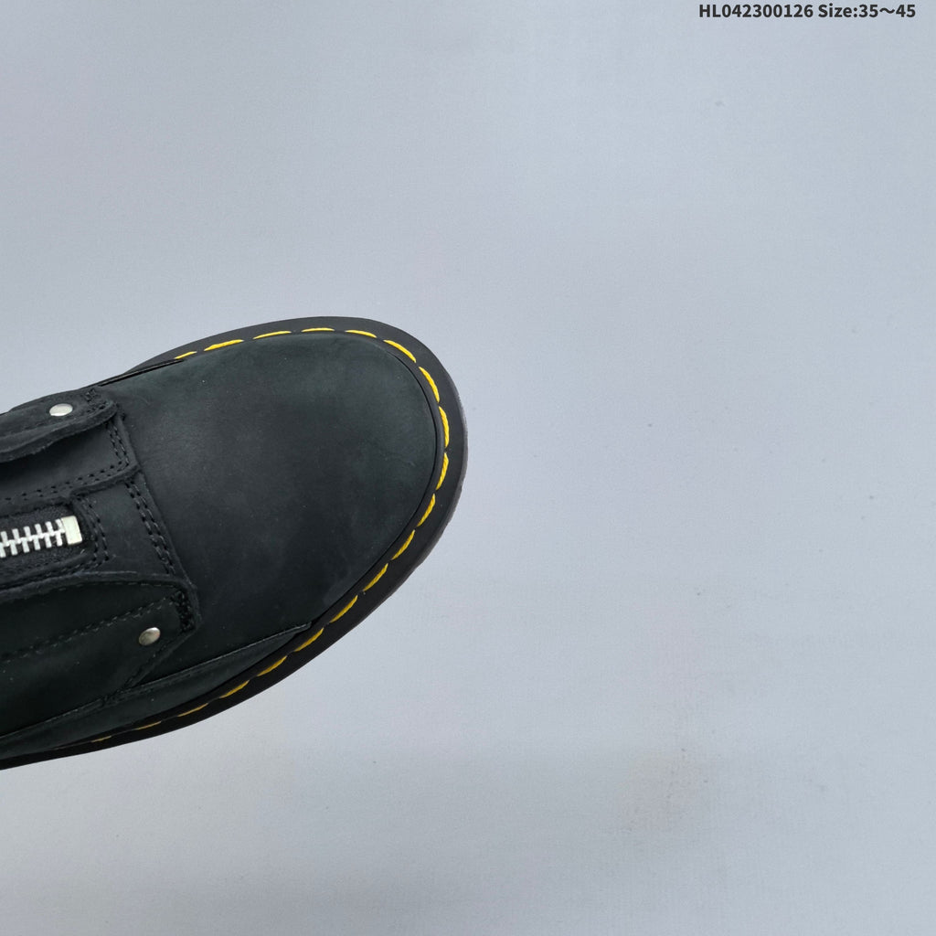Dr. Martens Sinclair Black Platform Footwear - product image from the listing.