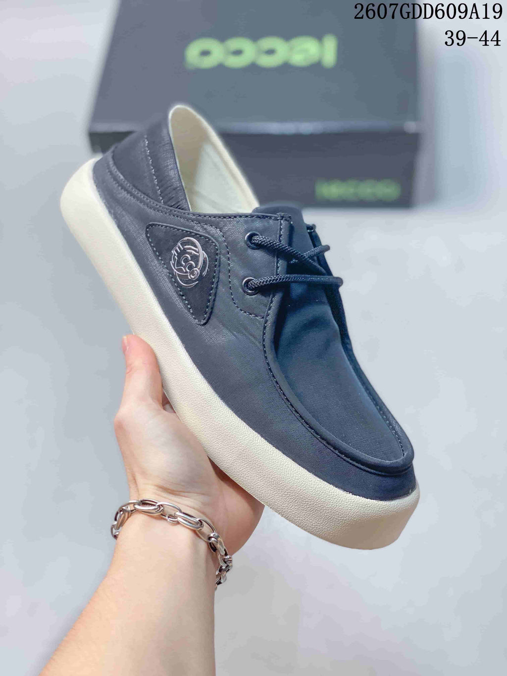 ECCO 2607GDD609A19 Casual Lace-Up Trainers - product image from the listing.