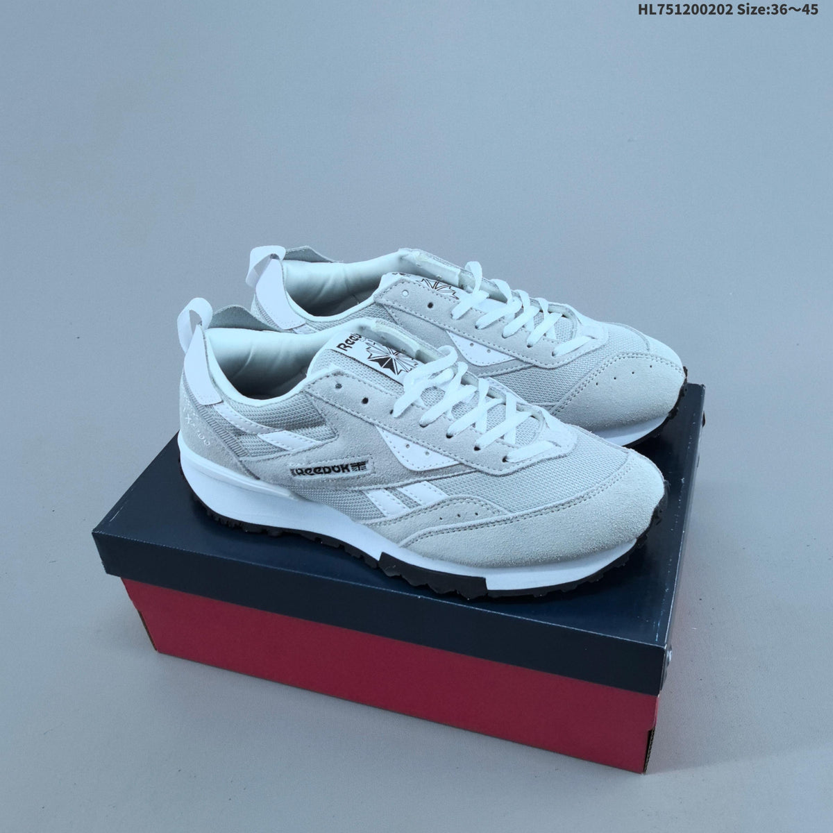 Reebok LX2200 Retro Sneakers for Running - product image from the listing.