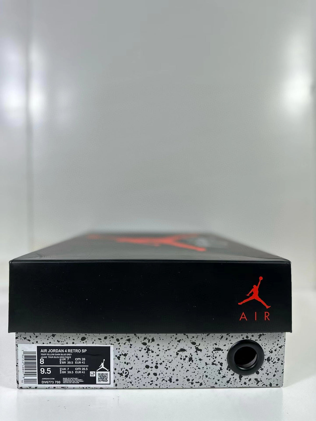 Air Jordan 4 Retro SP Yellow Grey Black Sneakers DV6773-700 - product image from the listing.