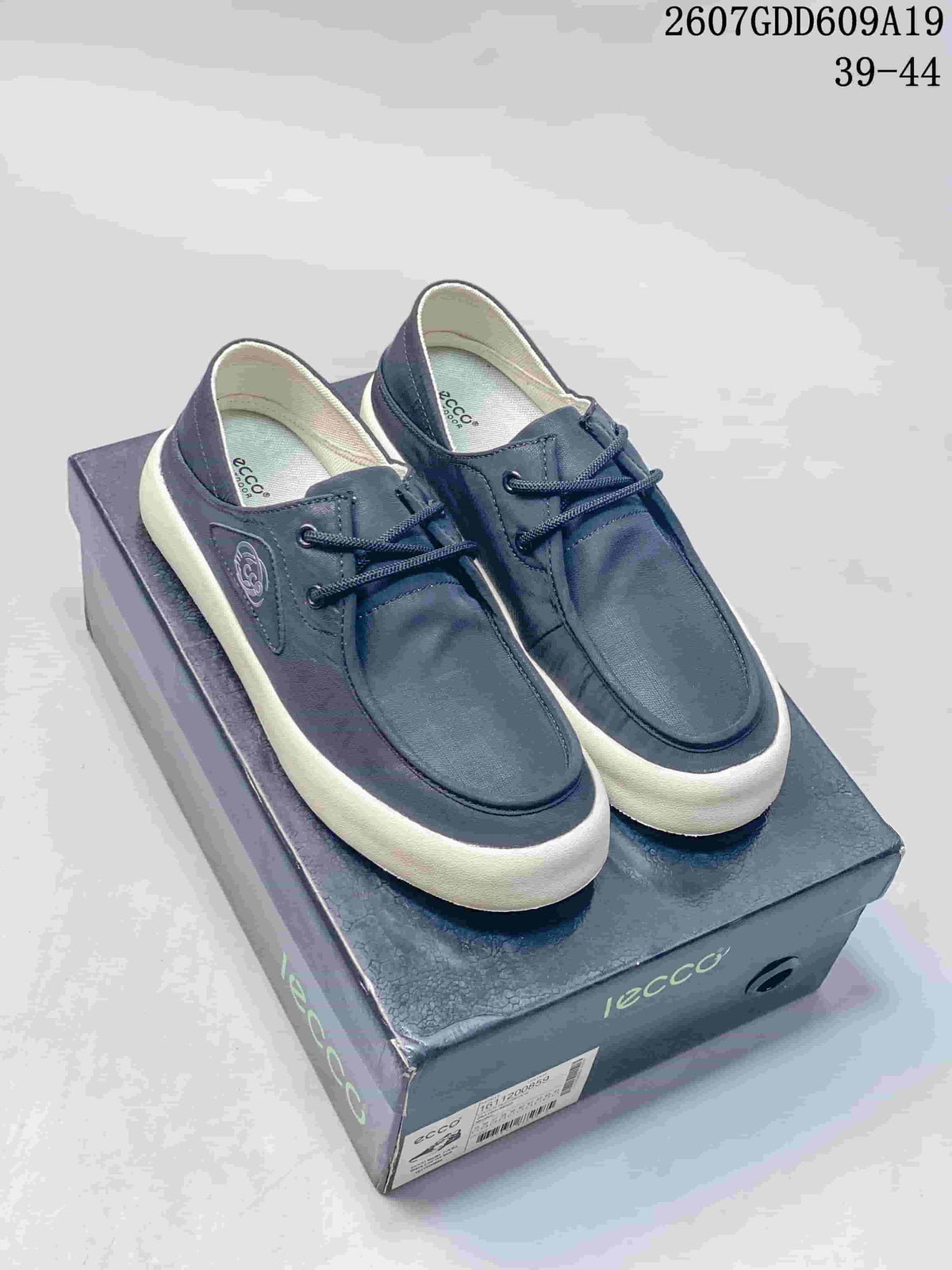 ECCO 2607GDD609A19 Casual Lace-Up Trainers - product image from the listing.