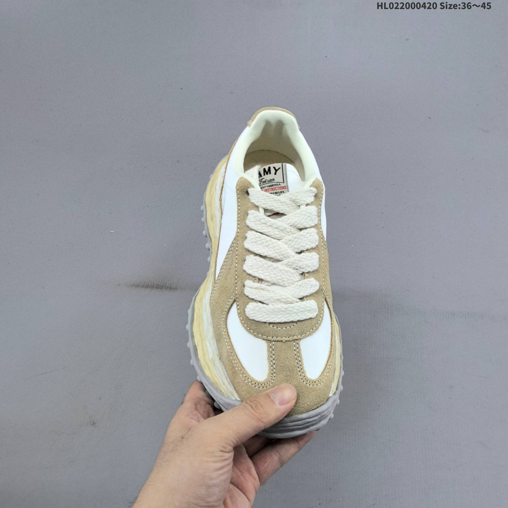 Maison MIHARA YASUHIRO Original Sole Low Sneakers in Beige White - product image from the listing.